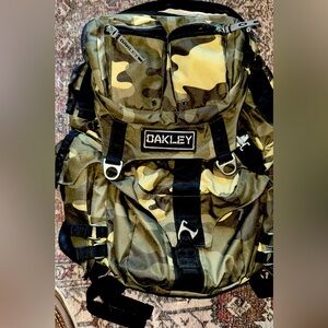 Oakley Mechanism Military Tactical Field Gear Herb Camo RARE